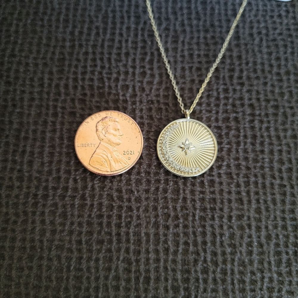 "The Moon"🌙 Disc📀 Pendant Necklace - NWT - Picture 5 of 12